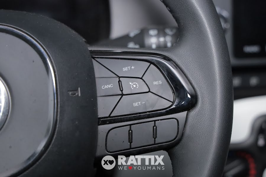 Fiat Panda Pandina 1.0 Firefly Hybrid 70CV Cross ROSSO PASSIONE PASTELLO  Aziendale foto 12