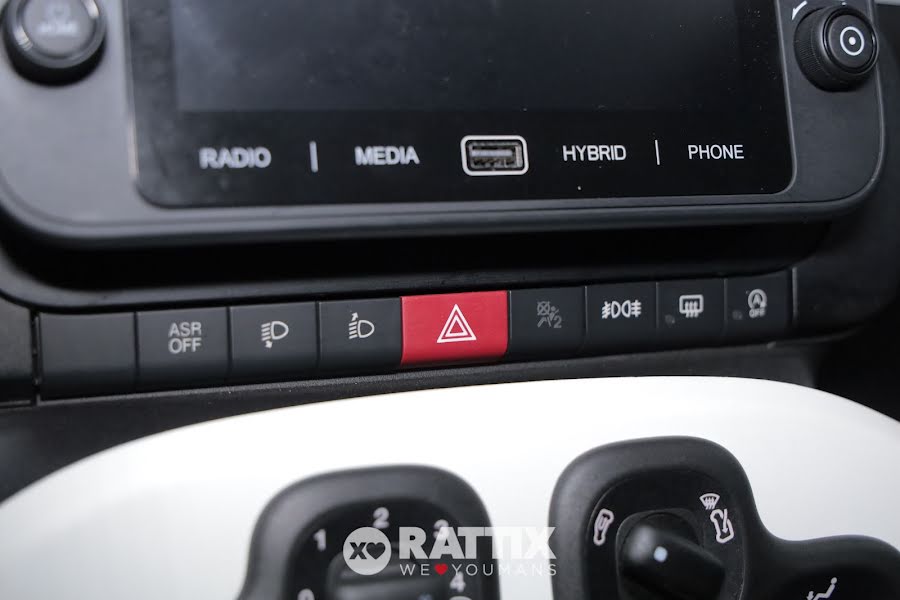 Fiat Panda Pandina 1.0 Firefly Hybrid 70CV Cross ROSSO PASSIONE PASTELLO  Aziendale foto 26