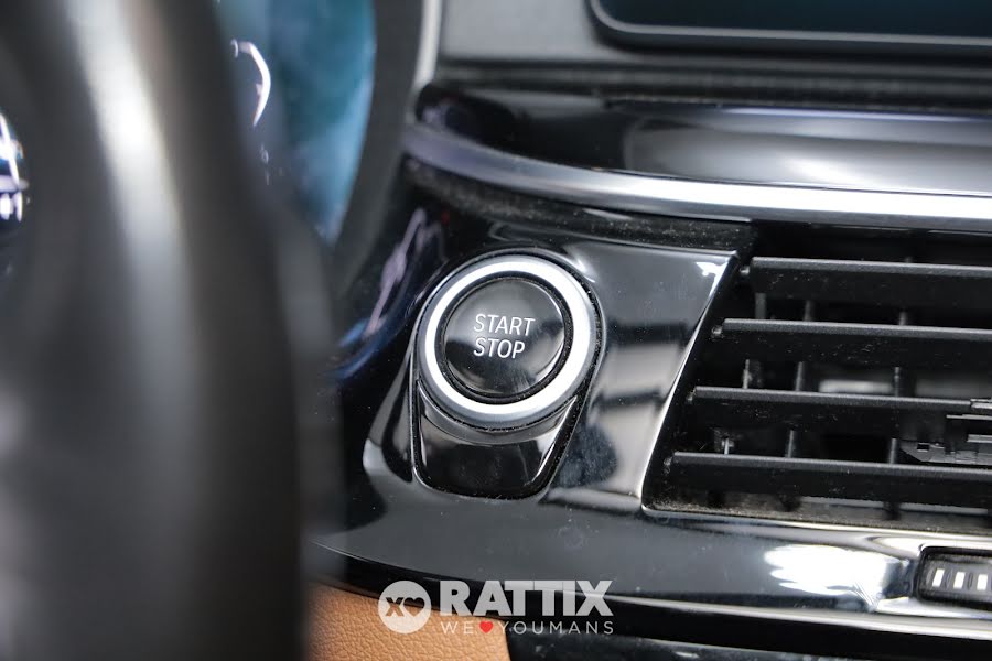 BMW 530 e 2.0 PHEV Business Auto Xdrive  Blu  Aziendale foto 34