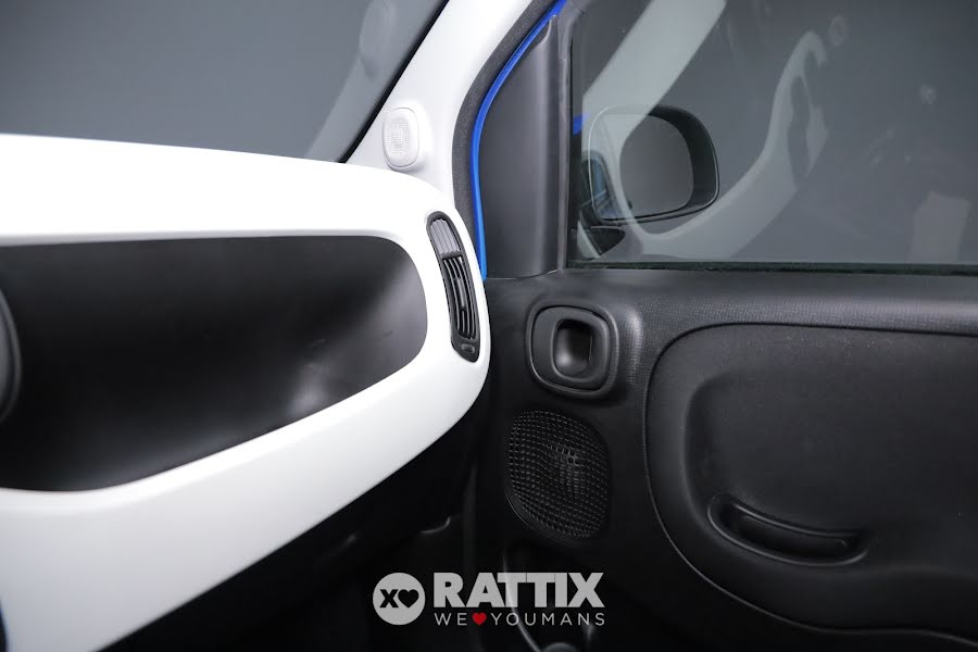 Fiat Panda Pandina 1.0 firefly hybrid 70CV Cross Blu Italia  Aziendale foto 32