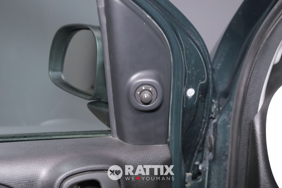 Fiat Panda Pandina 1.0 firefly hybrid 70CV Cross Verde Foresta  Aziendale foto 31