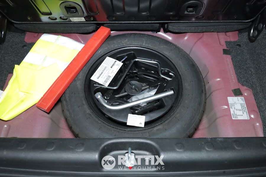 Fiat Panda Pandina 1.0 Firefly Hybrid 70CV Cross Rosso Passione Pastello  Aziendale foto 7