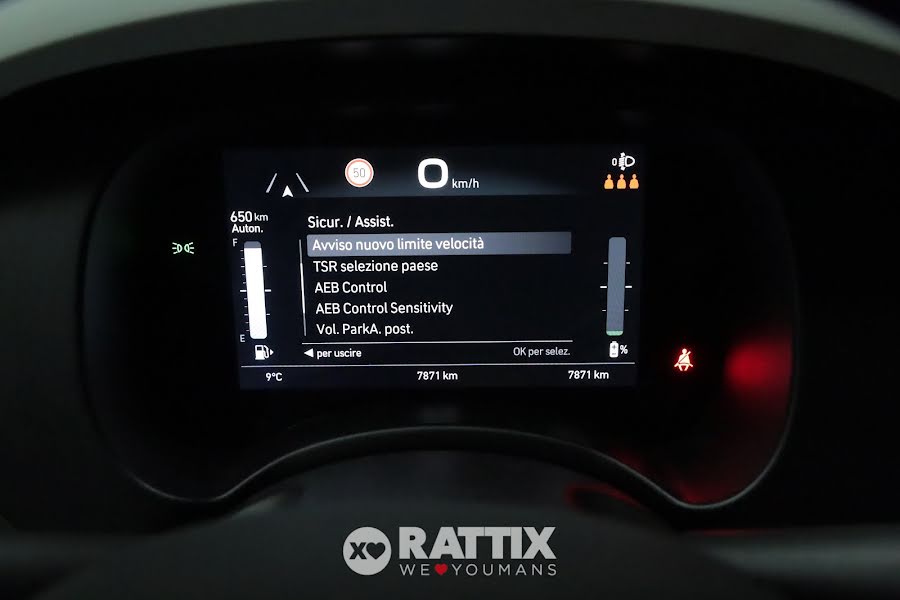 Fiat Panda Pandina 1.0 Firefly Hybrid 70CV Cross Rosso Passione Pastello  Aziendale foto 21