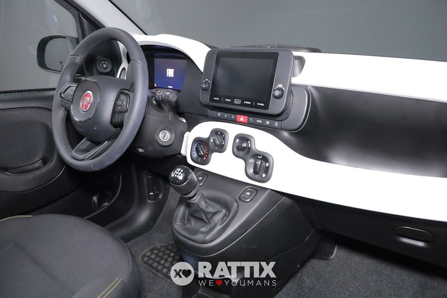 Fiat Panda Pandina 1.0 Firefly Hybrid 70CV Cross Verde Foresta  Aziendale foto 17