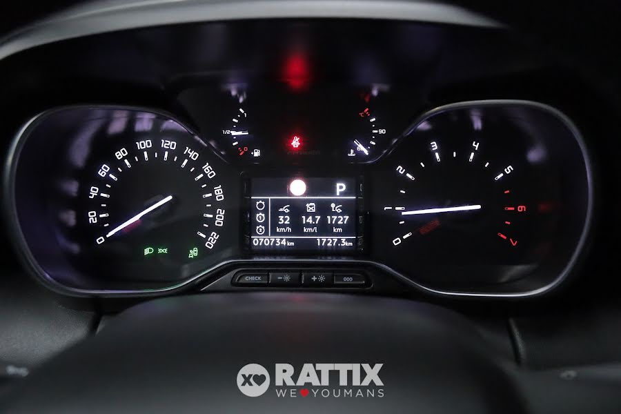 Citroen C3 Aircross 1.5 BlueHDi 120CV Shine EAT6 + barre portatutto Grigio  Aziendale foto 15