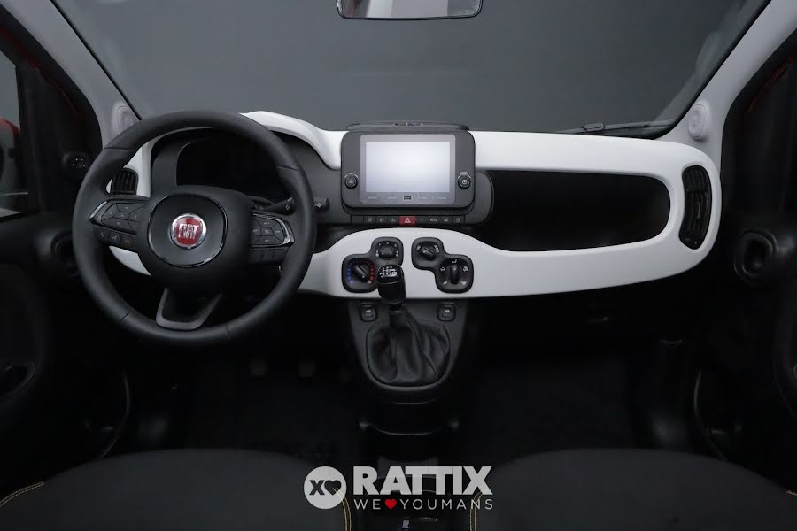 Fiat Panda Pandina 1.0 Firefly Hybrid 70CV Cross Rosso Passione Pastello  Aziendale foto 9