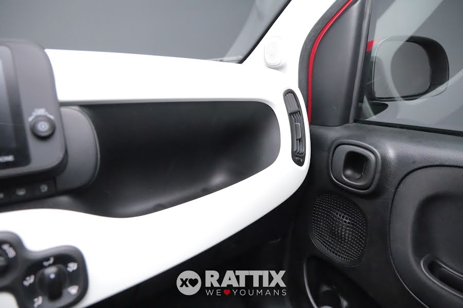 Fiat Panda Pandina 1.0 Firefly Hybrid 70CV Cross Rosso Passione Pastello  Aziendale foto 15