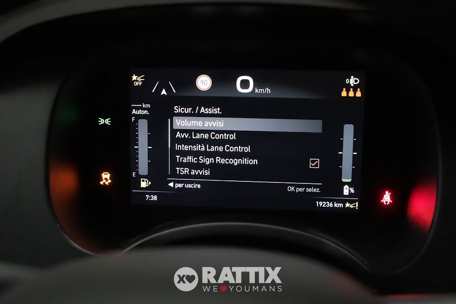 Fiat Panda Pandina 1.0 Firefly Hybrid 70CV Cross Rosso Passione Pastello  Aziendale foto 17