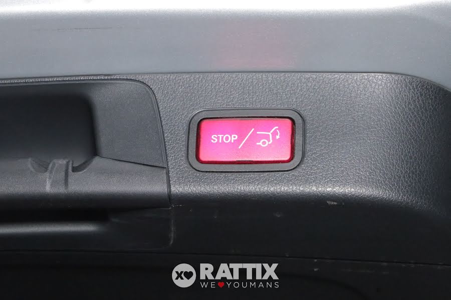 Mercedes-Benz GLB 200 d 2.0 150CV Sport Plus Auto Argento  Aziendale foto 7