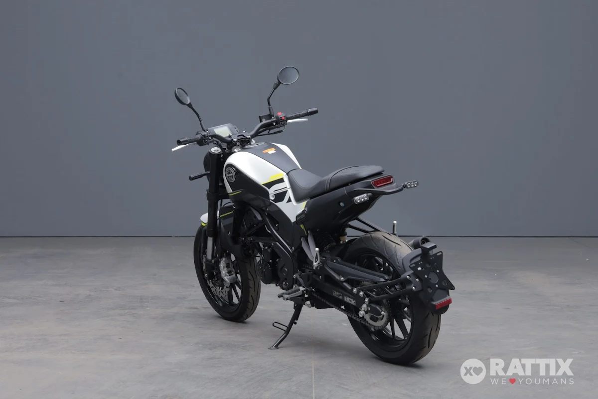 BENELLI Leoncino 250 E5