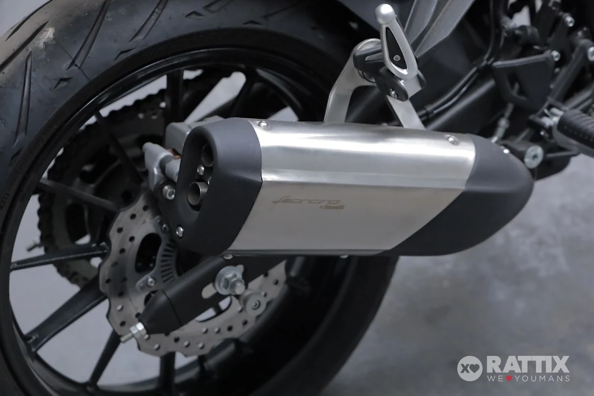 BENELLI Leoncino 250 E5