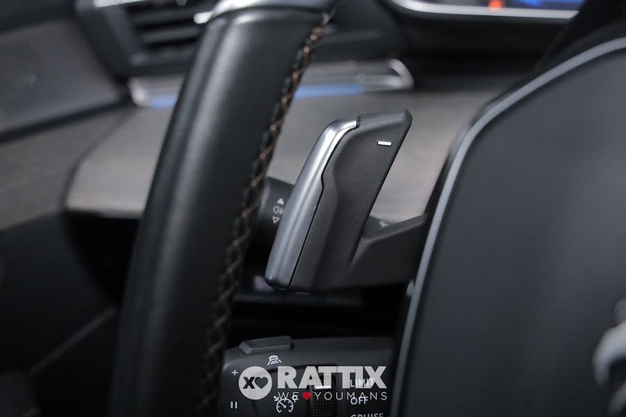 Peugeot 508 SW 1.6 Hybrid 225CV GT Pack e-EAT8 + tetto apribile  Nero Perla  Aziendale foto 17