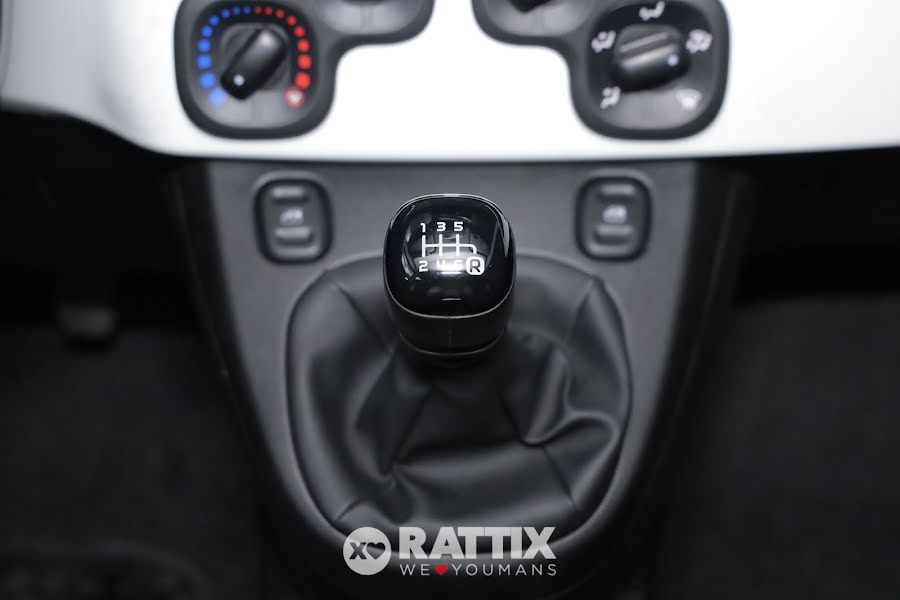 Fiat Panda Pandina 1.0 Firefly Hybrid 70CV Cross Blu Italia Metallizzato  Aziendale foto 26