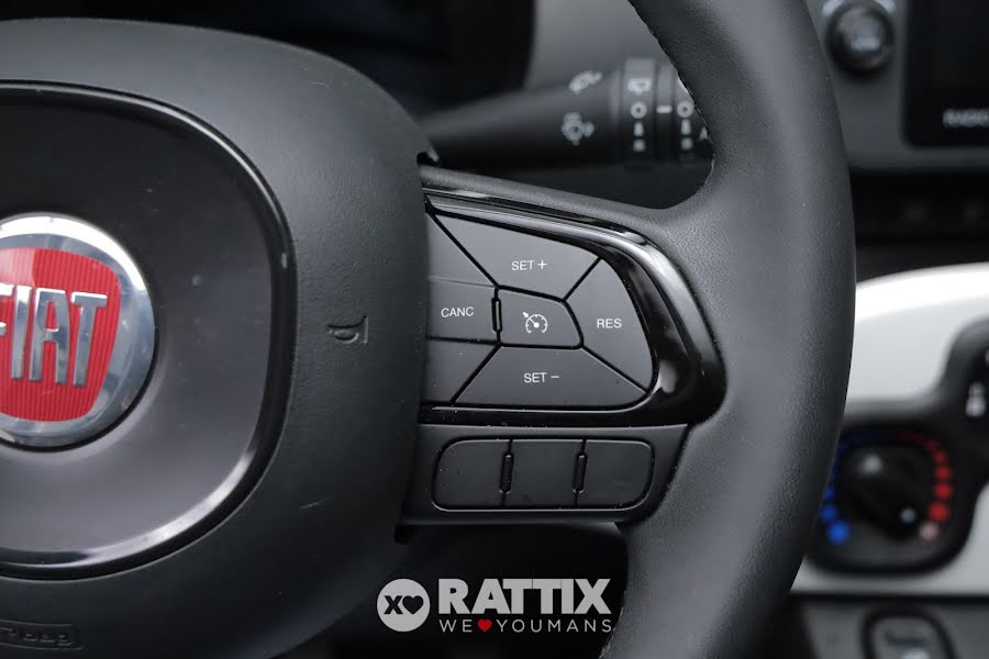 Fiat Panda Pandina 1.0 Firefly Hybrid 70CV Cross Nero Cinema  Aziendale foto 12