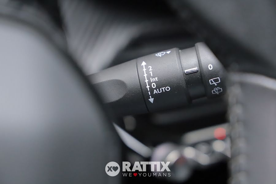 Peugeot e-208 motore elettrico 100kW Allure Pack  Blu Vertigo  Aziendale foto 15