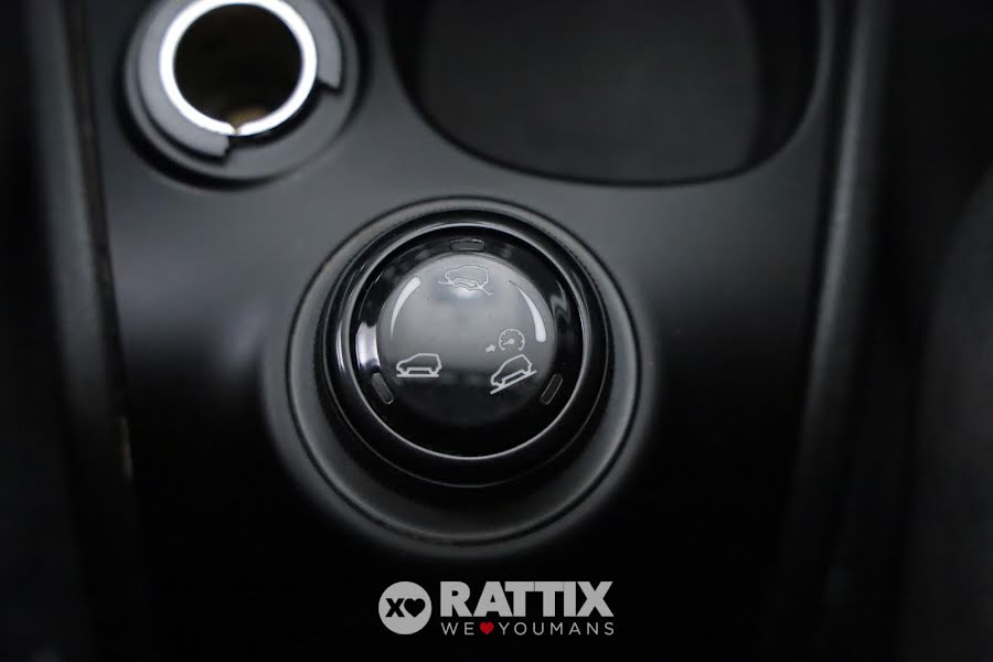 Fiat Panda 0.9 t.air t. 85CV Cross Bianco Gelato Pastello  Aziendale foto 18