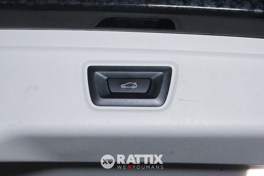 BMW 316 d Touring 2.0 Mhev 48V Auto + tetto apribile  Nero  Aziendale foto 7