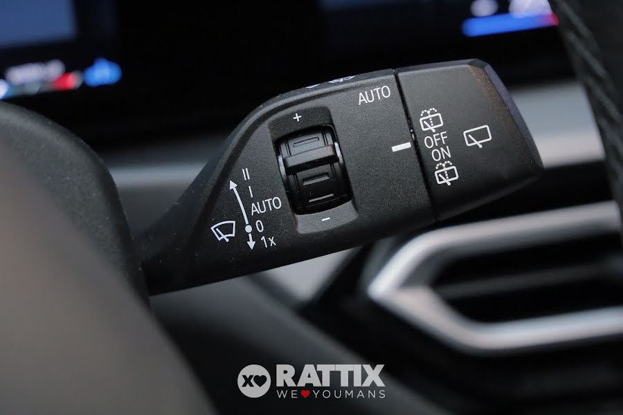 BMW 316 d Touring 2.0 Mhev 48V Auto + tetto apribile  Nero  Aziendale foto 14