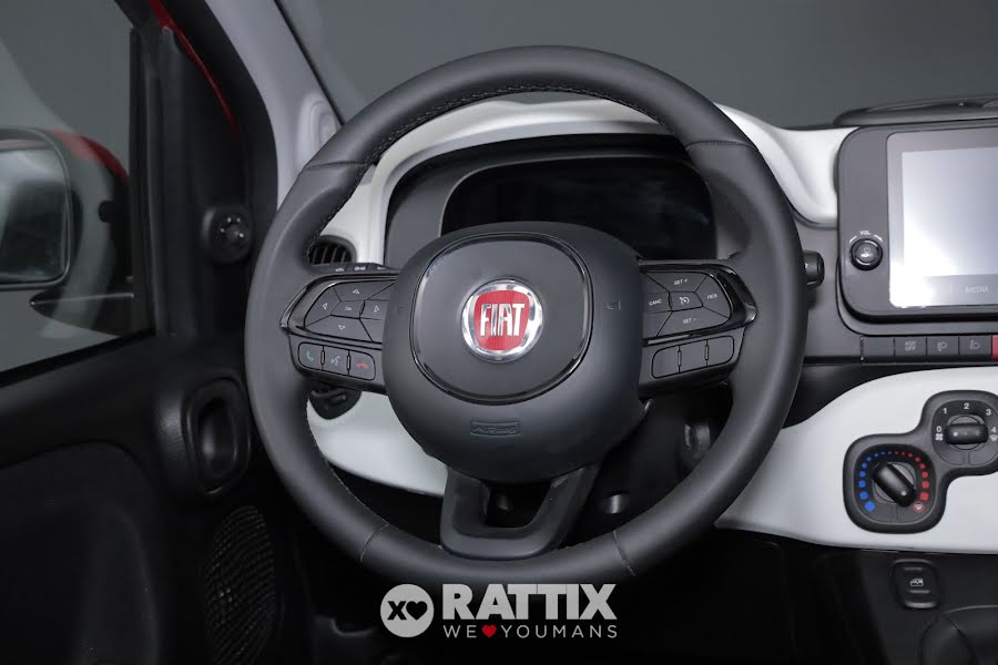 Fiat Panda Pandina 1.0 Firefly Hybrid 70CV Cross Rosso Passione Pastello  Aziendale foto 10