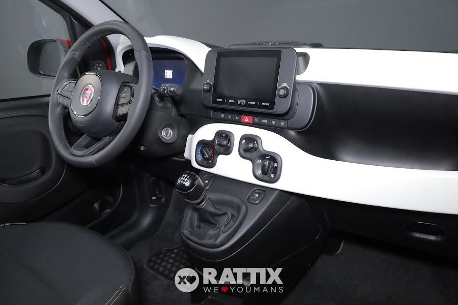 Fiat Panda Pandina 1.0 Firefly Hybrid 70CV Cross Rosso Passione Pastello  Aziendale foto 17