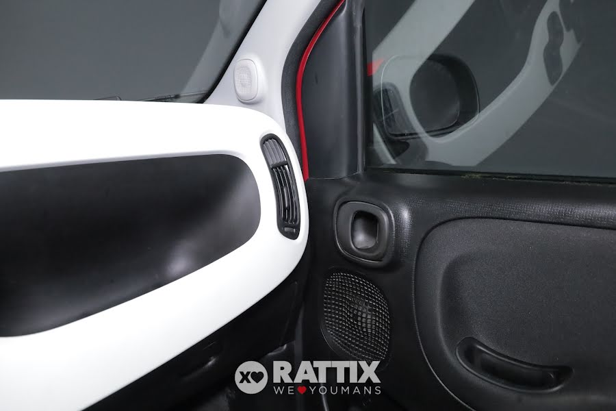 Fiat Panda Pandina 1.0 Firefly Hybrid 70CV Cross Rosso Passione Pastello  Aziendale foto 27