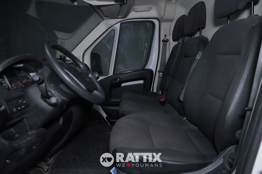 Peugeot Boxer 330 2.2 BlueHDI 140CV L1H1 Premium (IVA ESCLUSA) Bianco ICY  Aziendale foto 9