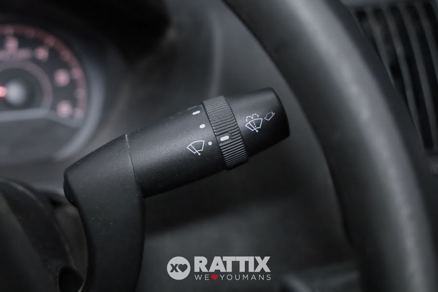 Peugeot Boxer 330 2.2 BlueHDI 140CV L1H1 Premium (IVA ESCLUSA) Bianco ICY  Aziendale foto 15