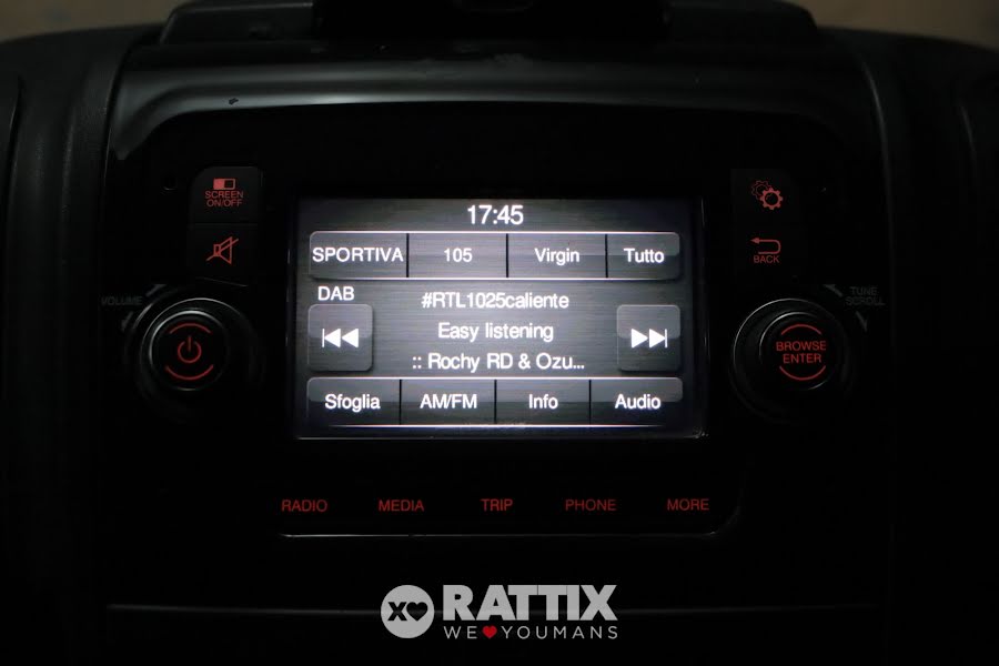 Peugeot Boxer 330 2.2 BlueHDI 140CV L1H1 Premium (IVA ESCLUSA) Bianco ICY  Aziendale foto 24