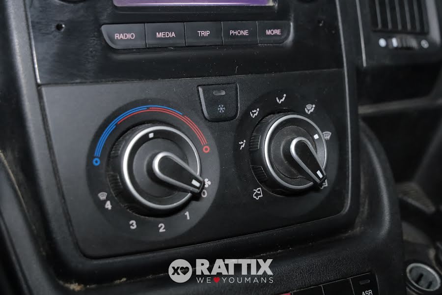 Peugeot Boxer 330 2.2 BlueHDI 140CV L1H1 Premium (IVA ESCLUSA) Bianco ICY  Aziendale foto 25