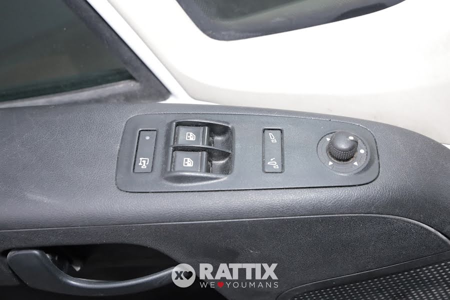 Peugeot Boxer 330 2.2 BlueHDI 140CV L1H1 Premium (IVA ESCLUSA) Bianco ICY  Aziendale foto 29