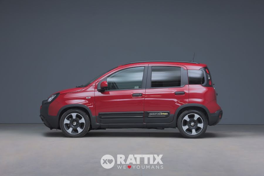 Fiat Panda Pandina 1.0 Firefly Hybrid 70CV Cross Rosso Passione Pastello  Aziendale foto 2