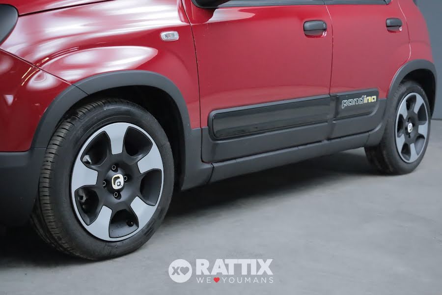 Fiat Panda Pandina 1.0 Firefly Hybrid 70CV Cross Rosso Passione Pastello  Aziendale foto 4