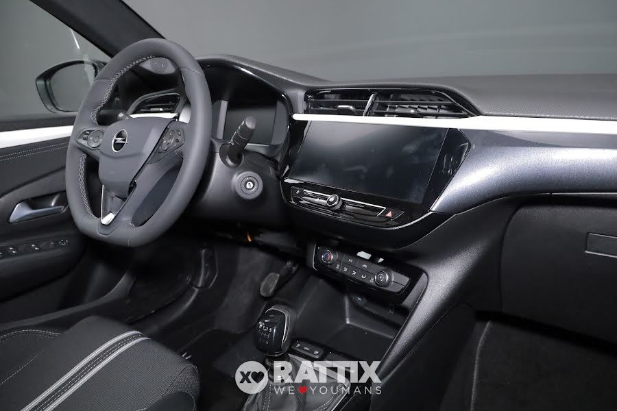 Opel Corsa 1.2 100CV GS Kristall silver  Km 0 foto 15