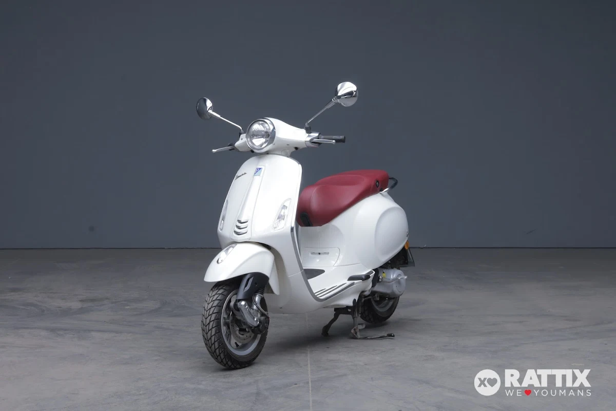 VESPA PRIMAVERA 50 