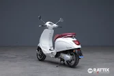 VESPA PRIMAVERA 50 