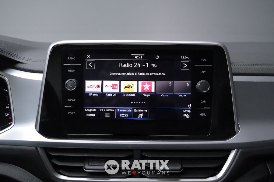 Volkswagen T-Roc Cabriolet 1.5 TSI Style DSG + gancio traino Pure White Pastello & Capote Nera  Aziendale foto 21