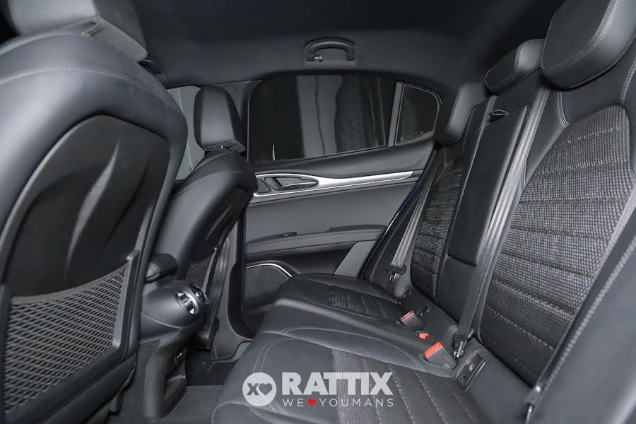 Alfa Romeo Stelvio 2.2 t 190CV Sprint Q4 Auto Blu  Aziendale foto 27