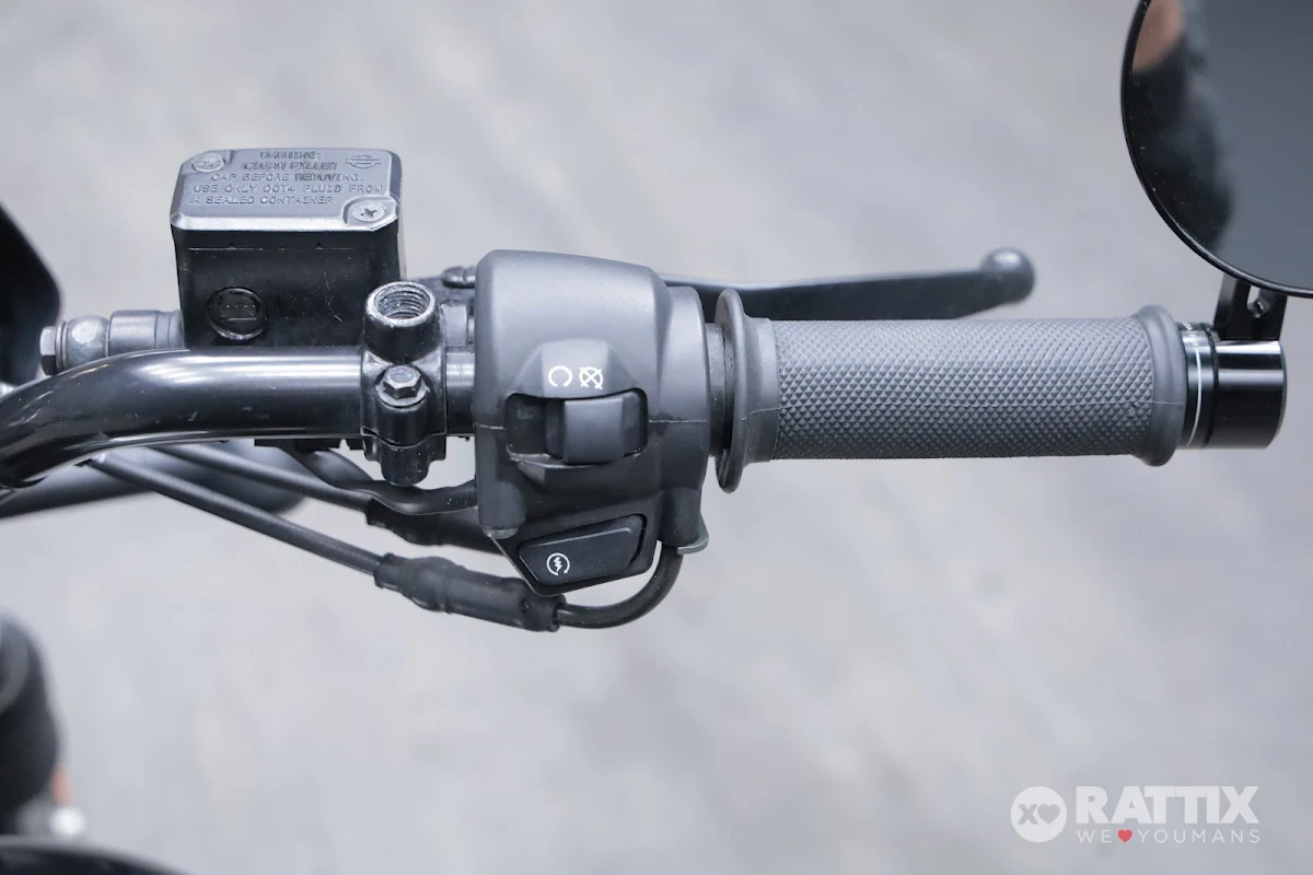 HARLEY DAVIDSON Street 750 dep.