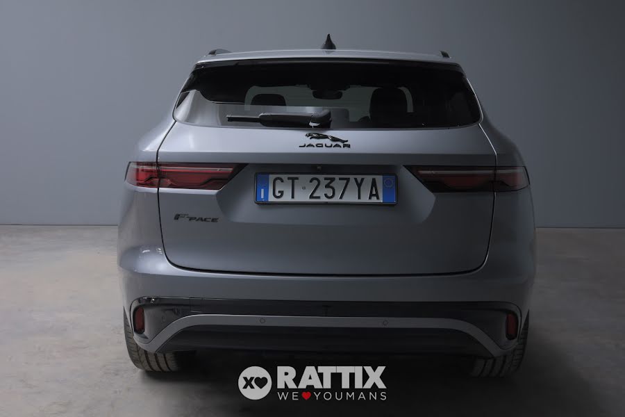 Jaguar F-Pace 2.0d i4 Mhev 204CV R-Dynamic Black AWD Auto + tetto panoramico Grigio  Aziendale foto 6