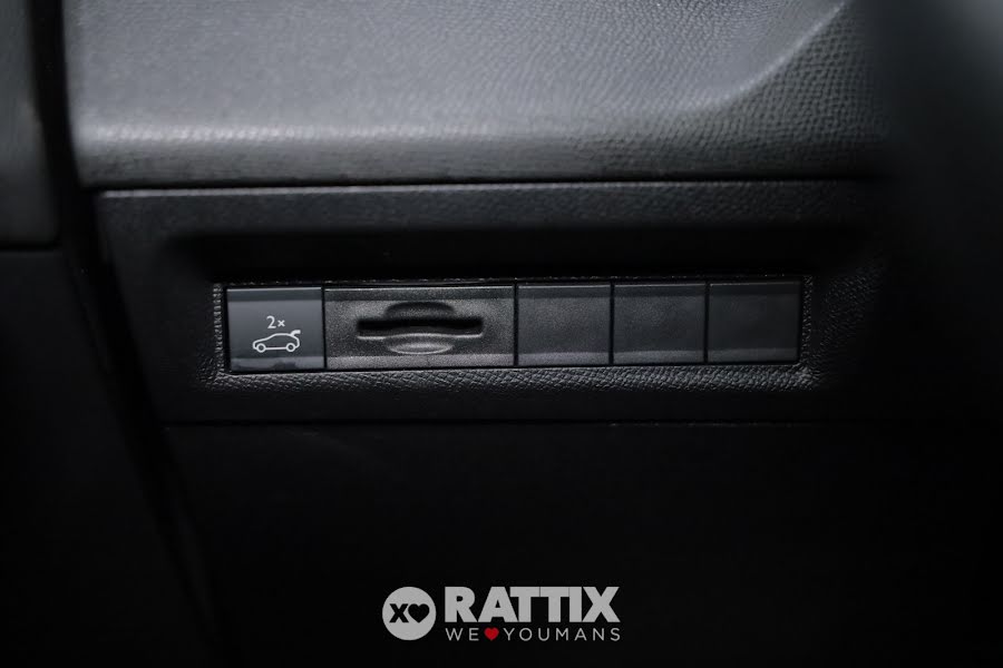 Peugeot 408 1.2 Hybrid 136CV GT e-DCS6 Bianco Banchisa  Aziendale foto 34