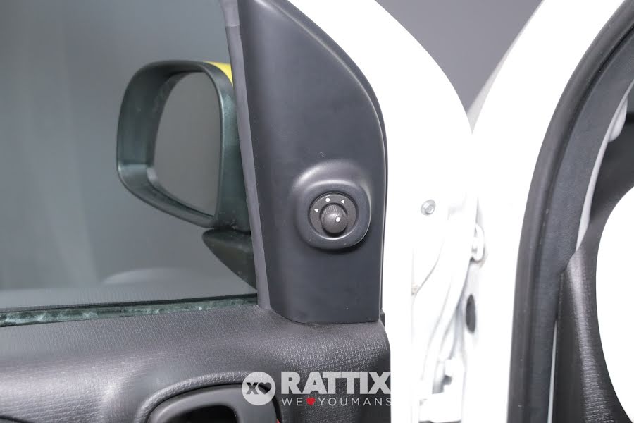 Fiat Panda Pandina 1.0 Firefly Hybrid 70CV Cross  White solid  Aziendale foto 31