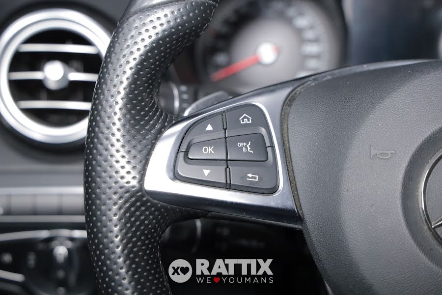 Mercedes-Benz GLC 350 e Executive 4matic auto Nero  Usato foto 12