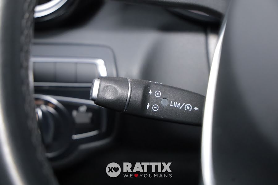 Mercedes-Benz GLC 350 e Executive 4matic auto Nero  Usato foto 16