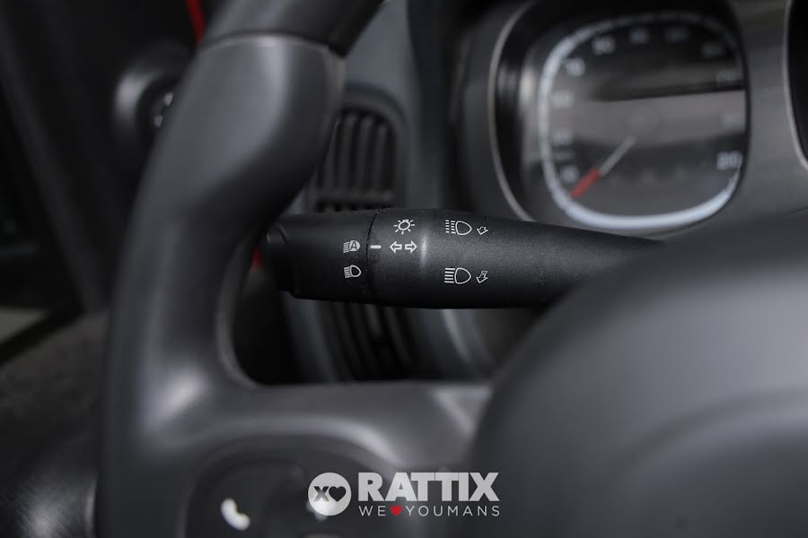 Fiat Panda 1.0 firefly hybrid 70CV Cross Rosso Passione  Aziendale foto 13