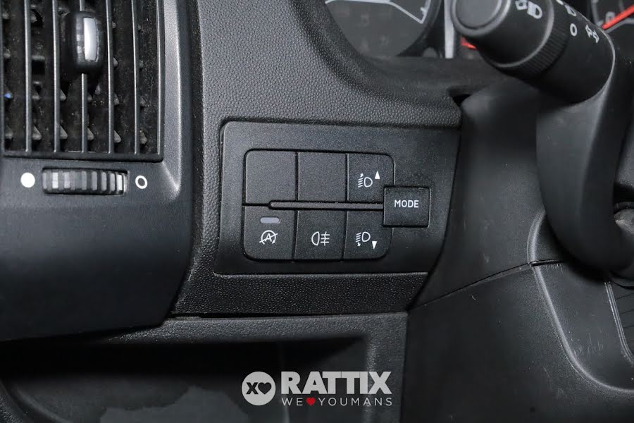 Peugeot Boxer 2.2 BlueHDI 140CV L2H2 (IVA ESCLUSA) Da verificare  Aziendale foto 16