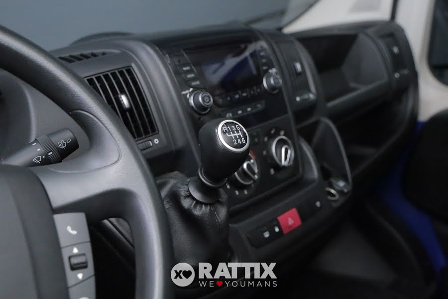 Peugeot Boxer 2.2 BlueHDI 140CV L2H2 (IVA ESCLUSA) Da verificare  Aziendale foto 17