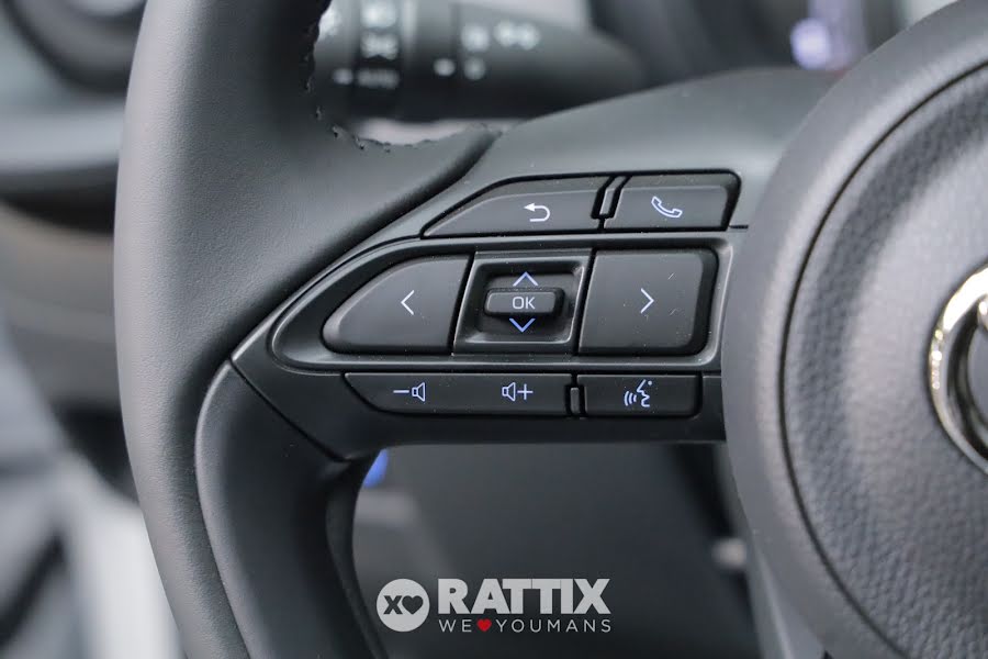 Toyota Aygo X 1.0 72CV Active s-CVT Super White   Km 0 foto 10