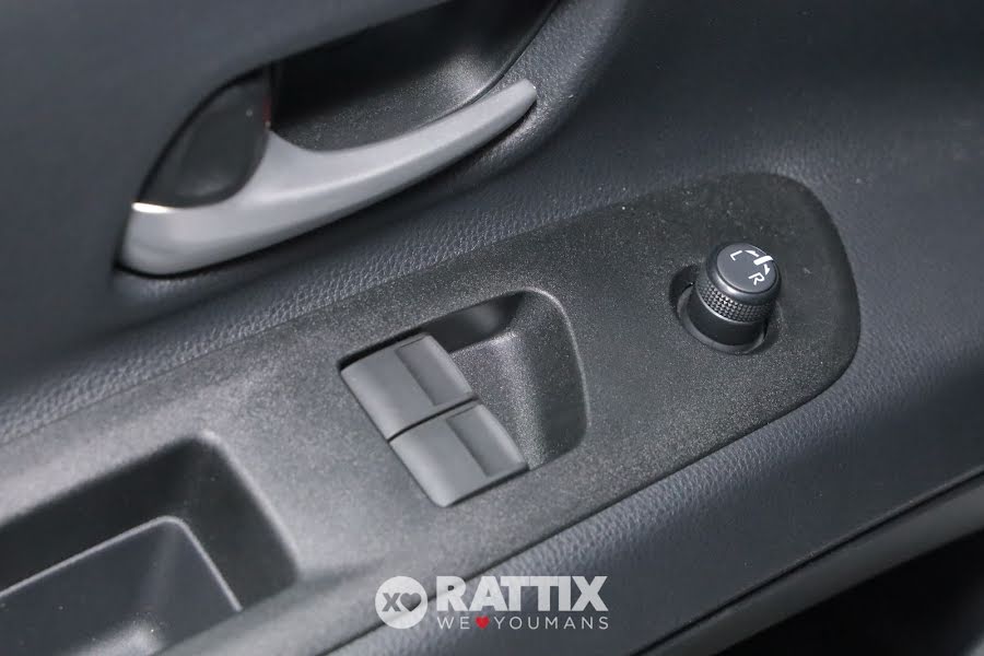 Toyota Aygo X 1.0 72CV Active s-CVT Super White   Km 0 foto 22