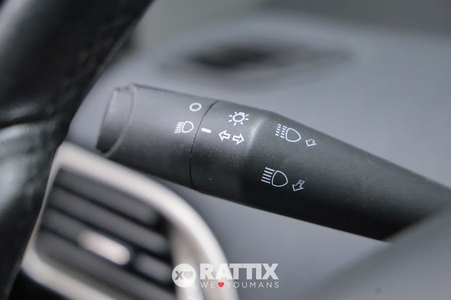 Lancia Ypsilon 1.0 Firefly Hybrid 70CV Gold Nero   Aziendale foto 12