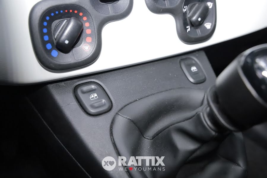 Fiat Panda Pandina 1.0 firefly hybrid 70CV Cross Blu Metallizzato  Aziendale foto 27